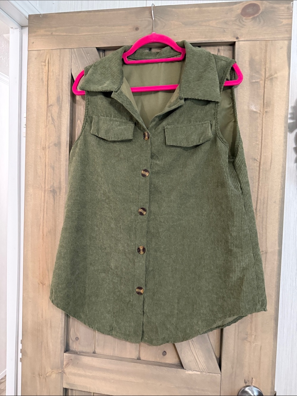 SHEIN Olive Green Corduroy Sleeveless Button-Down Shirt